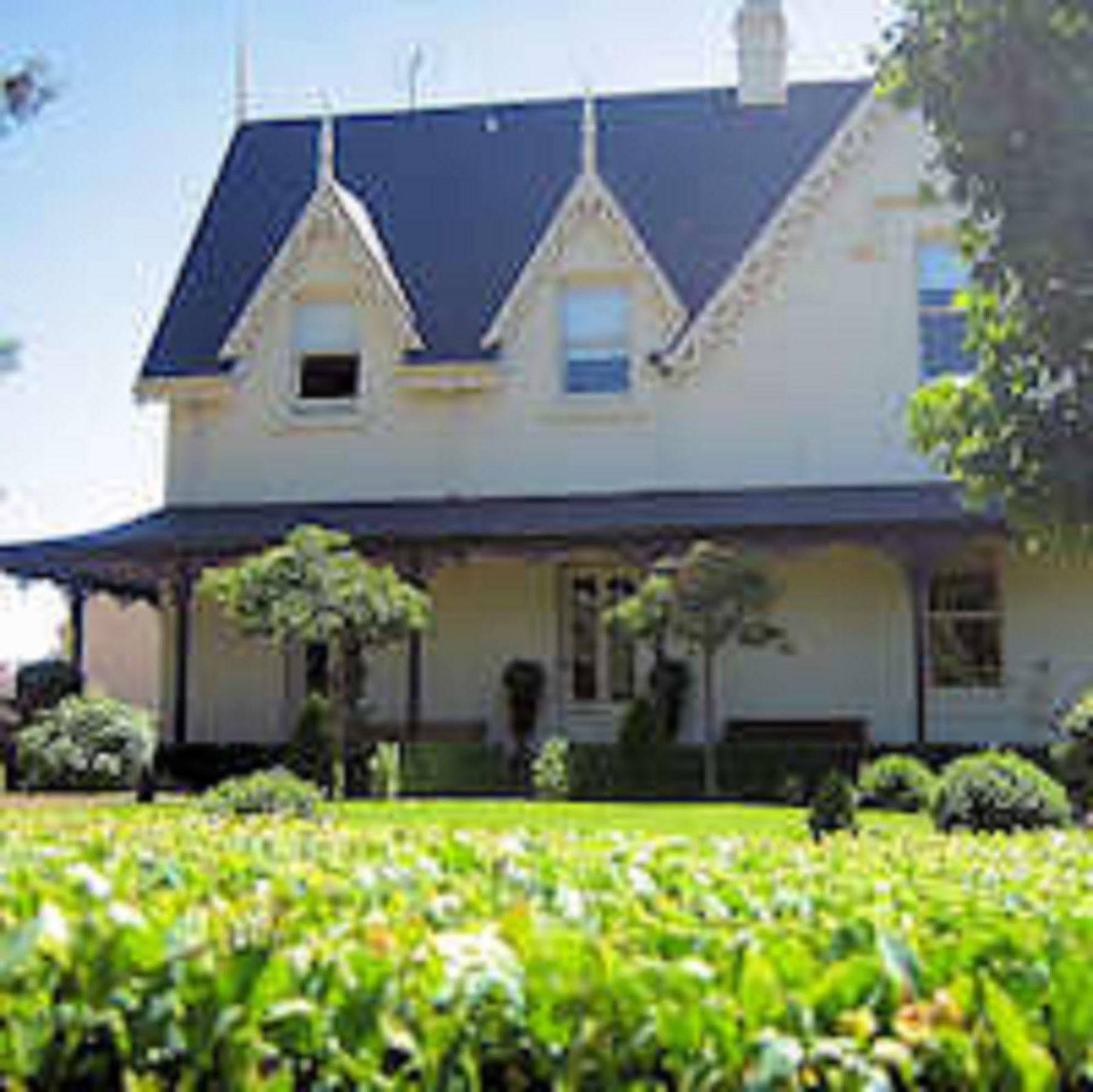 The Stable Lofts Guest House Carrick Екстериор снимка