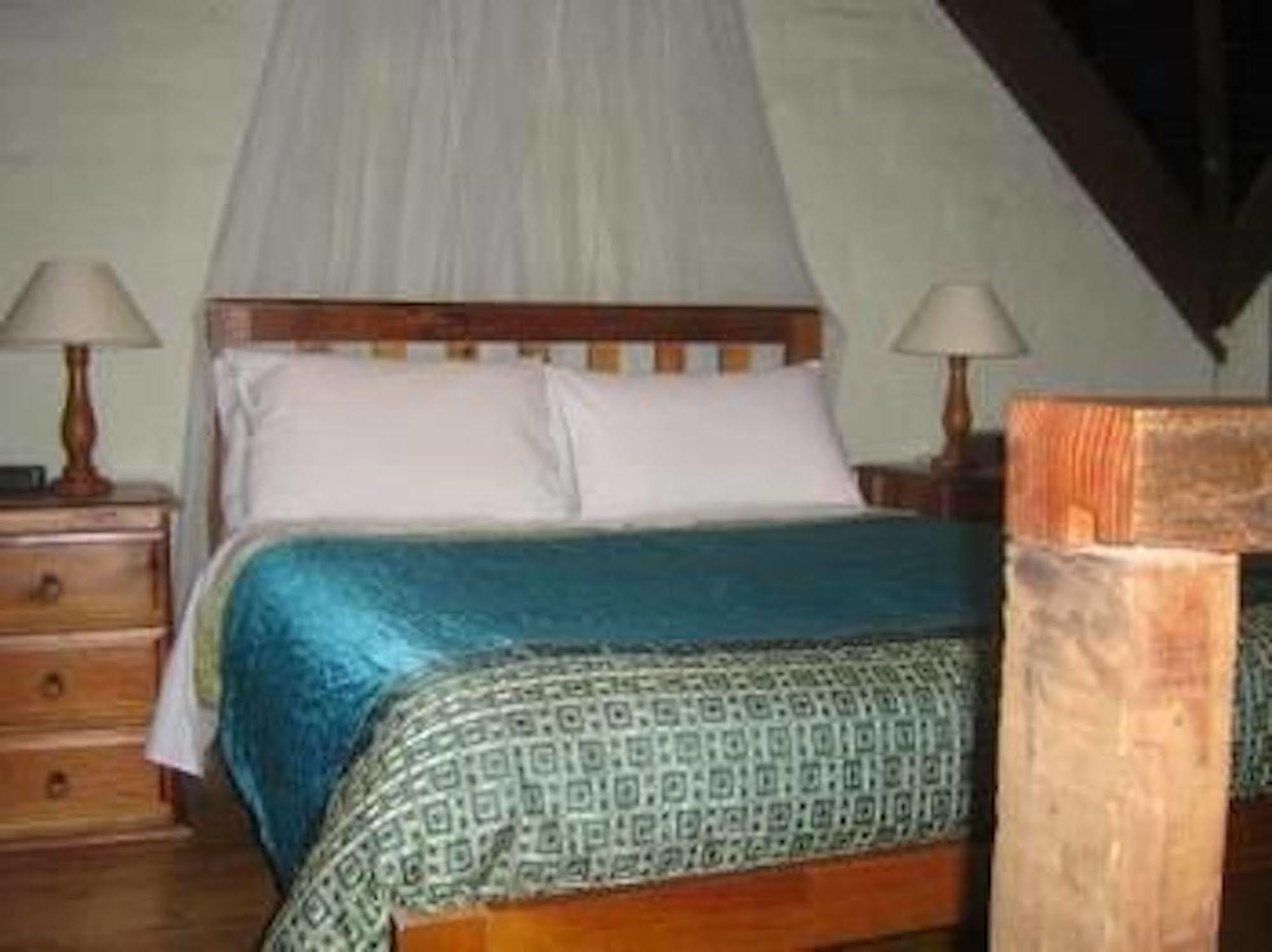 The Stable Lofts Guest House Carrick Екстериор снимка